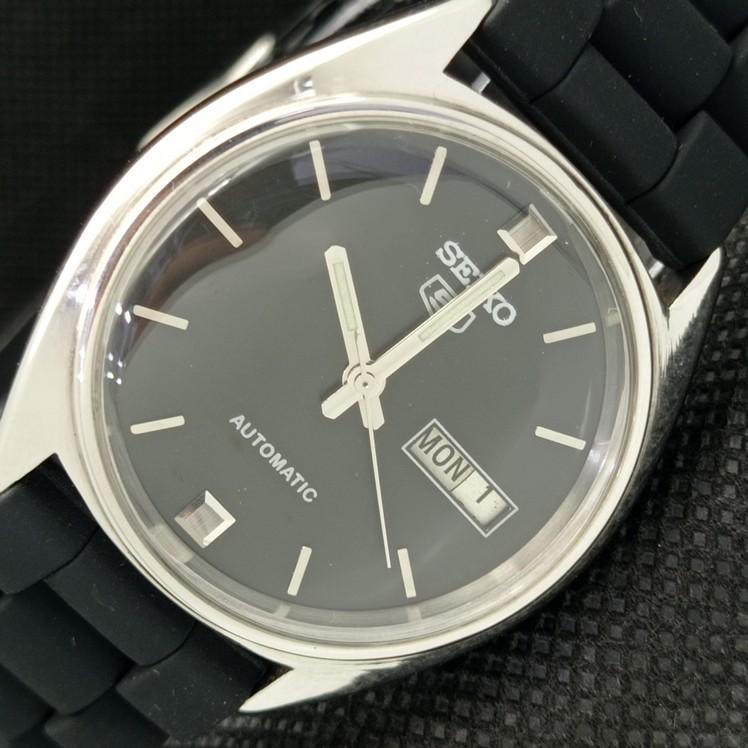 

Б/У винтажные часы SEIKO 5 AUTOMATIC 6309A JAPAN MENS D/D BLACK WATCH 621e-a415901-2 SKU621e-a415901