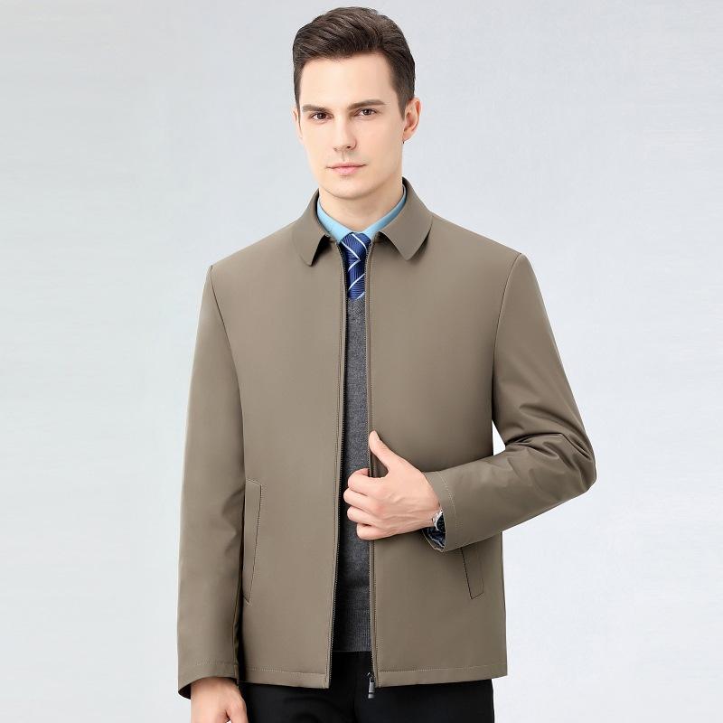 Winter verdickte und warme Herren Daunen-Innenjacke mittleren Alters, lockere Daunenjacke mit weißen Entendaunen