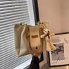 Women's Bag 2024 New Style Fashion Texture Trend Leisure Bear Cute Pendant Large Capacity Tote Bag