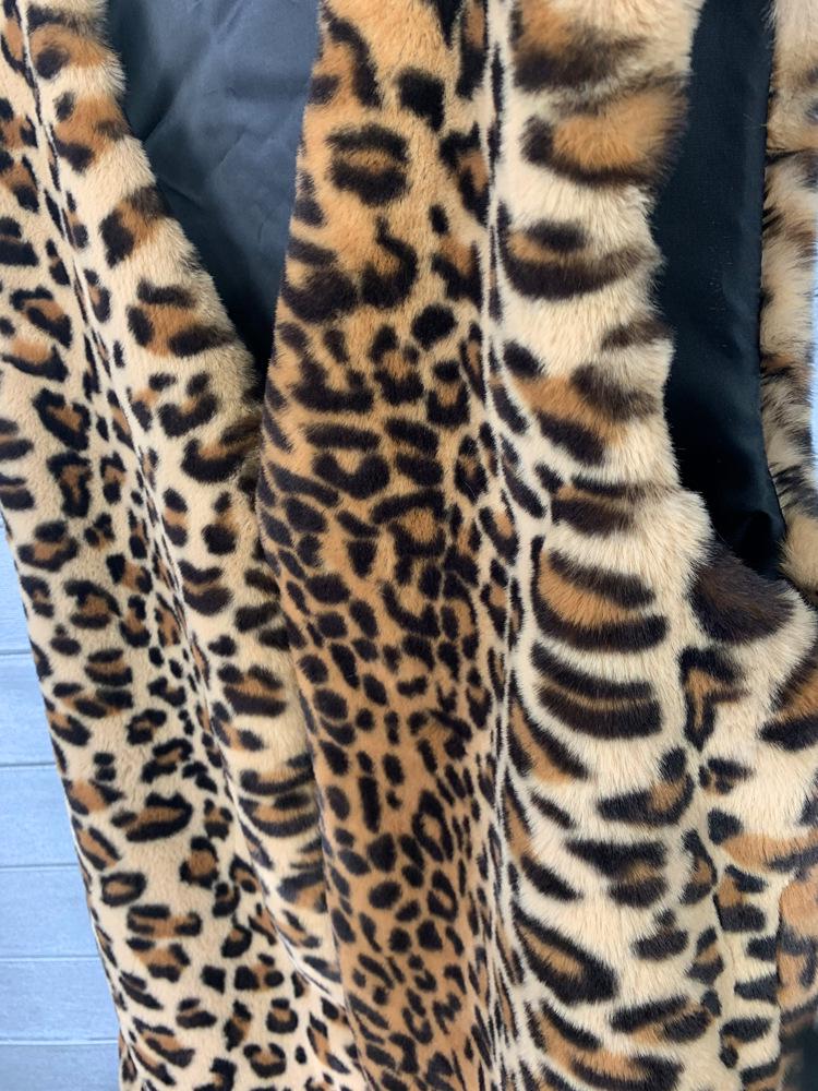 Leopard Print Faux Fur Winter Vest - Women's Mid-Length Soft Warm Coat