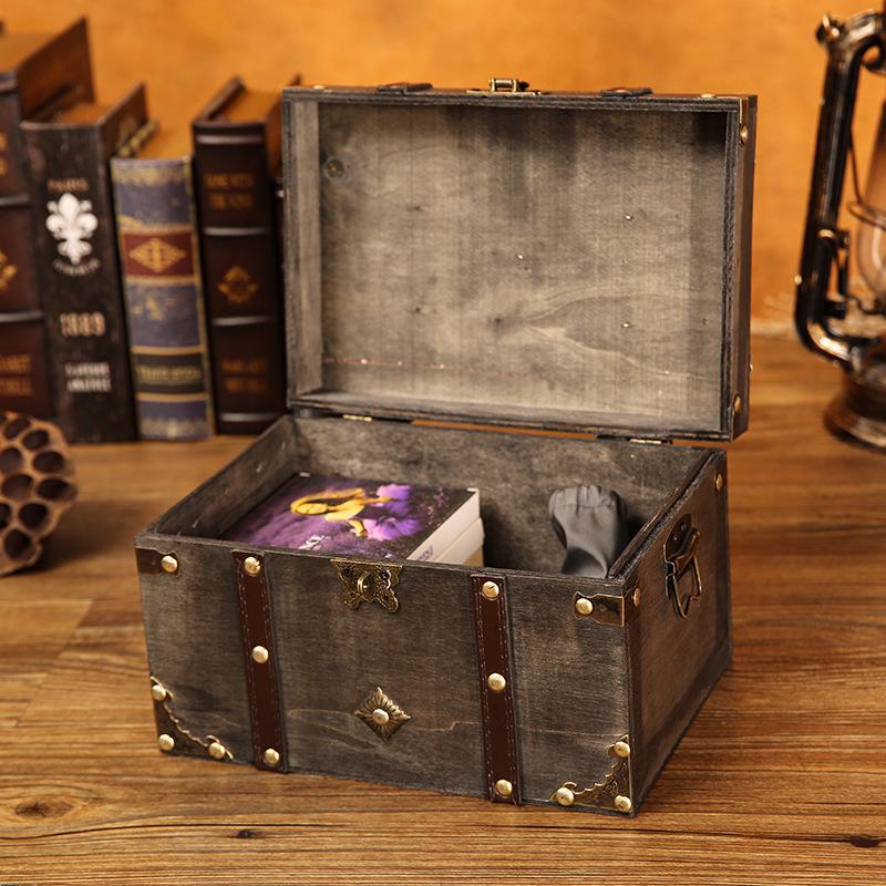 Retro-Style Wooden Jewelry Box with Lock and Stone Accents