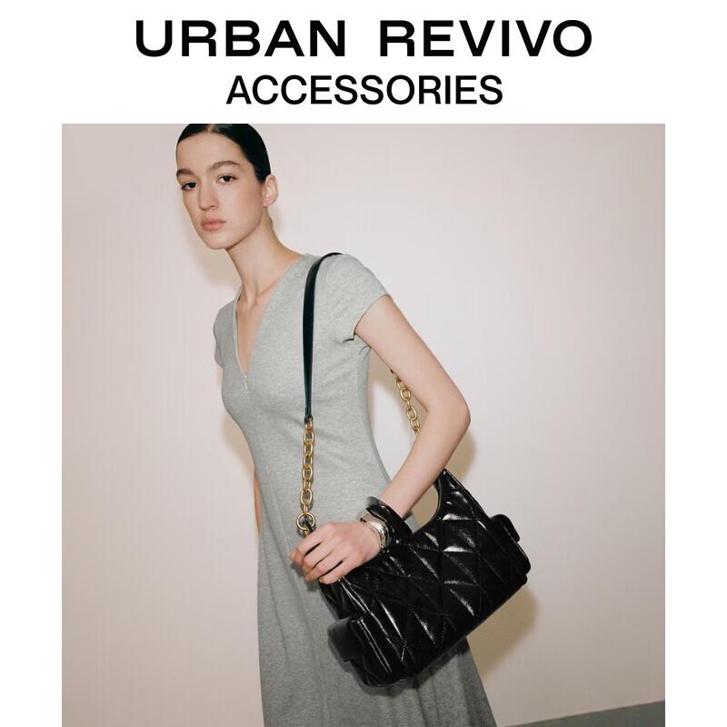 URBAN REVIVO Women s Quilted Chain Crossbody Bag One Size