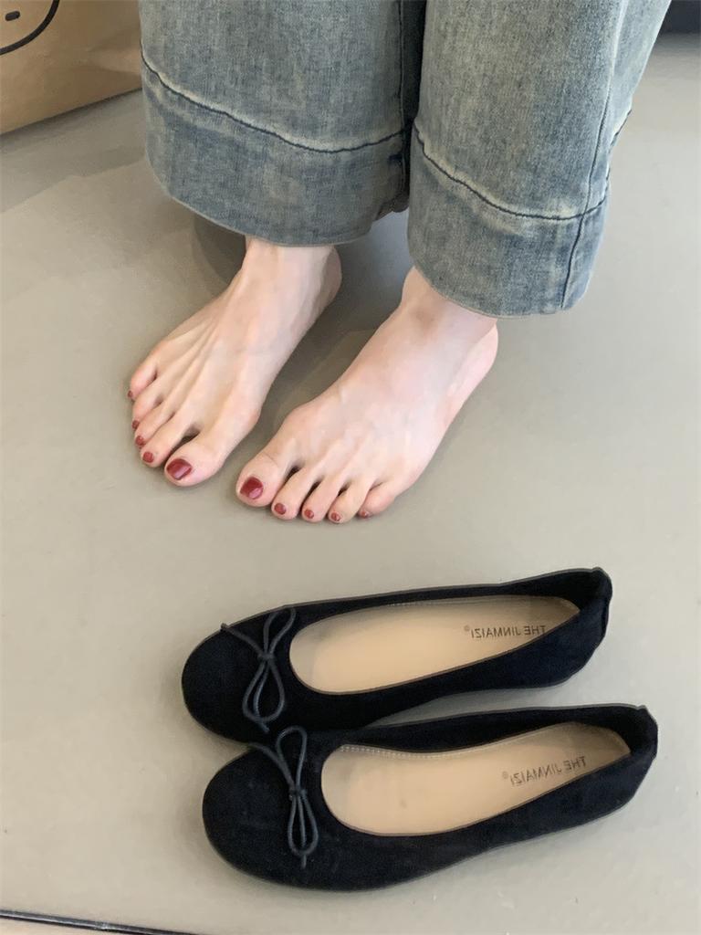 Gentle Fairy Ballet Single Shoes 2025 French Retro Elegant Suede Bow Round Head Light Mouth Soft Sole Evening Shoes