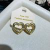 Metall Ohrringe mit hohl geschliffenem Herz für Damen Koreanische Mode Minimalistisch Geometrisch Liebe Ohrstecker Party Schmuck Geschenk