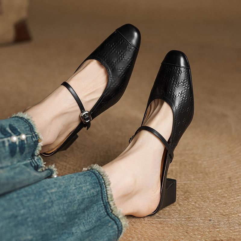 Fashion 2025 NEW Summer Women Mules Genuine Leather Women Shoes Square Toe Chunky Heel Cover Toe Slingback Sandals Modern Slippers