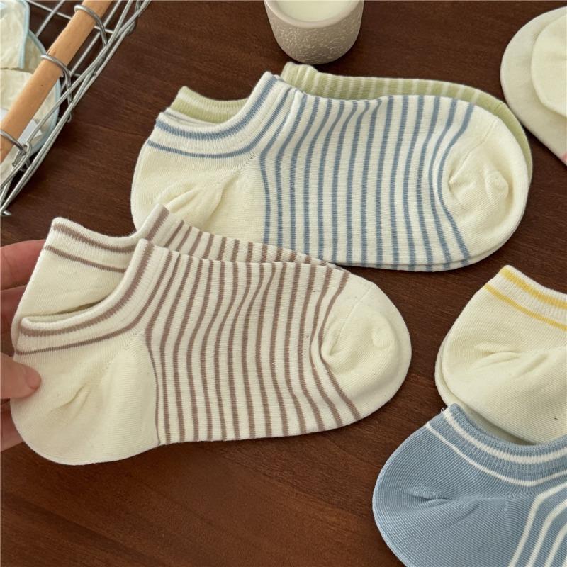 Female Summer Stripe Simple Socks Do Not Fall with Boneless Sweat Absorption Breathable Small Fresh Socks