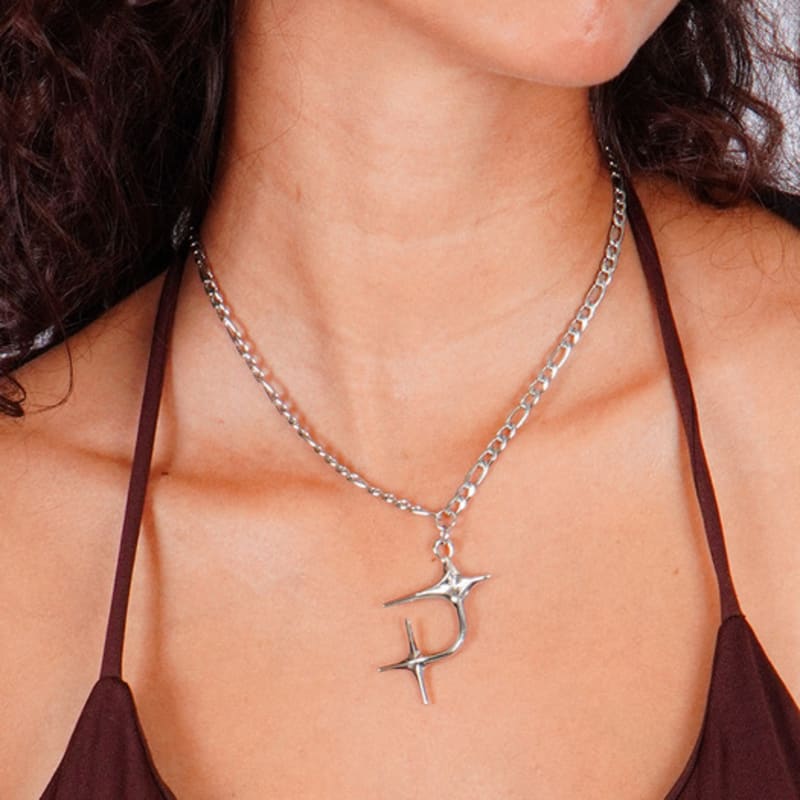 

DARINGDarling Star shape chain Necklace SILVER