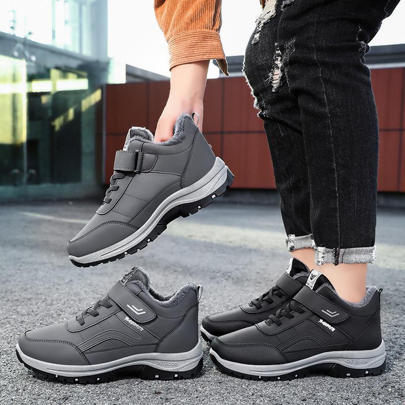 Men's Plus Size Winter Insulated Fur-Lined Snow Boots with Fleece Lining Ankle Boots with Slip-Resistant Soles for Hiking and Outdoor Activities