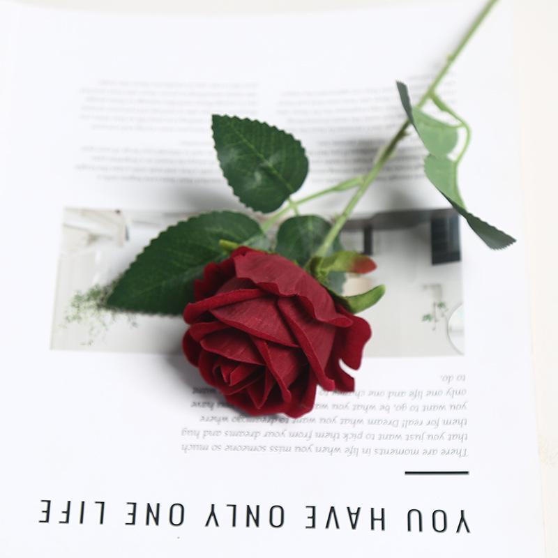 Sevgililer Günü veya Qixi Festivali, Düğün Dekorasyonu, Gül Çiçek Duvarı veya Etkinlik Dekorasyonu İçin Tek Kadife İnci Gül Yapay Çiçek.