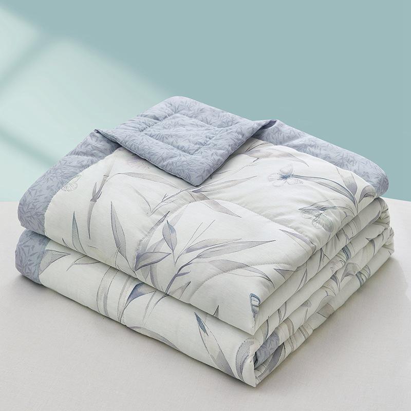 Summer Cool Cotton Quilt: Lightweight, Printed, for Double or Single Bedding