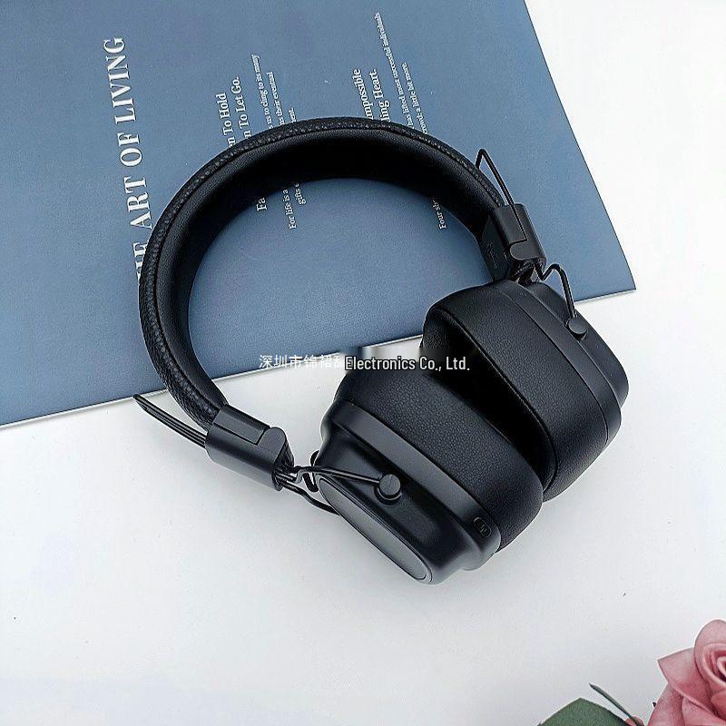 Marshall Major IV Luminous Bluetooth Over-Ear Headset with Mic and Deep Bass