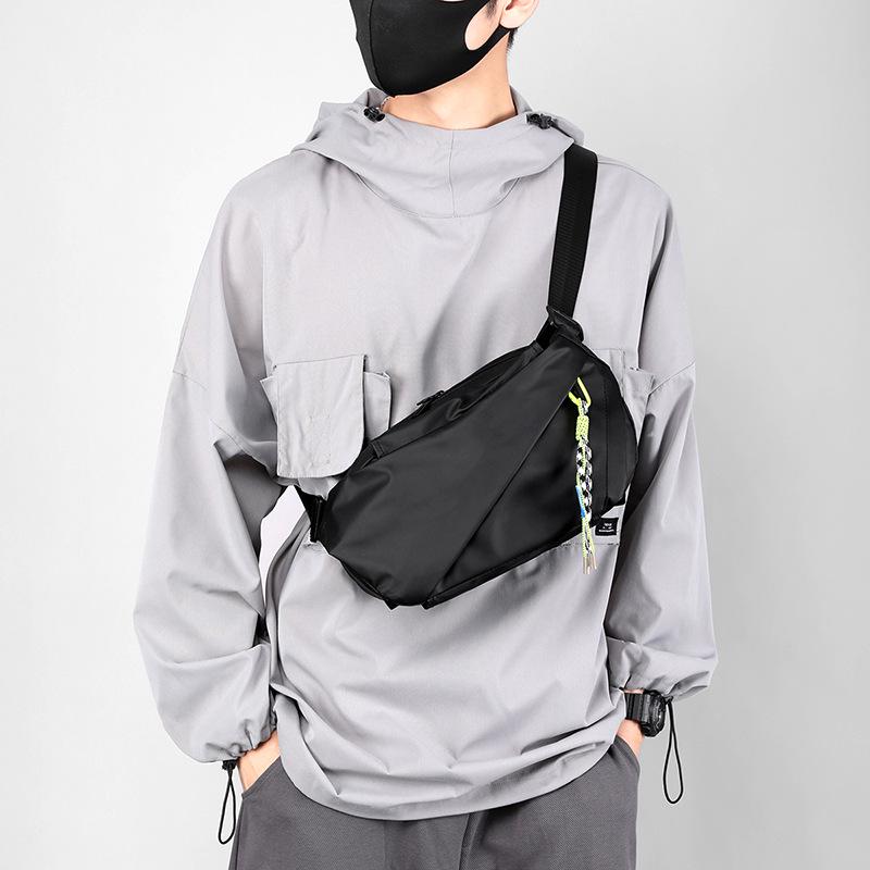 Men's 2022 Cross-border Korean Fashion Chest Bag: Trendy, Lightweight Shoulder Bag for a Cool Street Style.