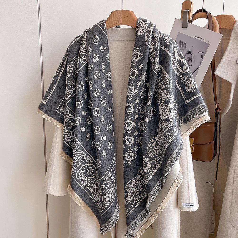 Luxury Imitation Cashmere Shawl: 140cm Square, Warm & Thick with Short Tassels