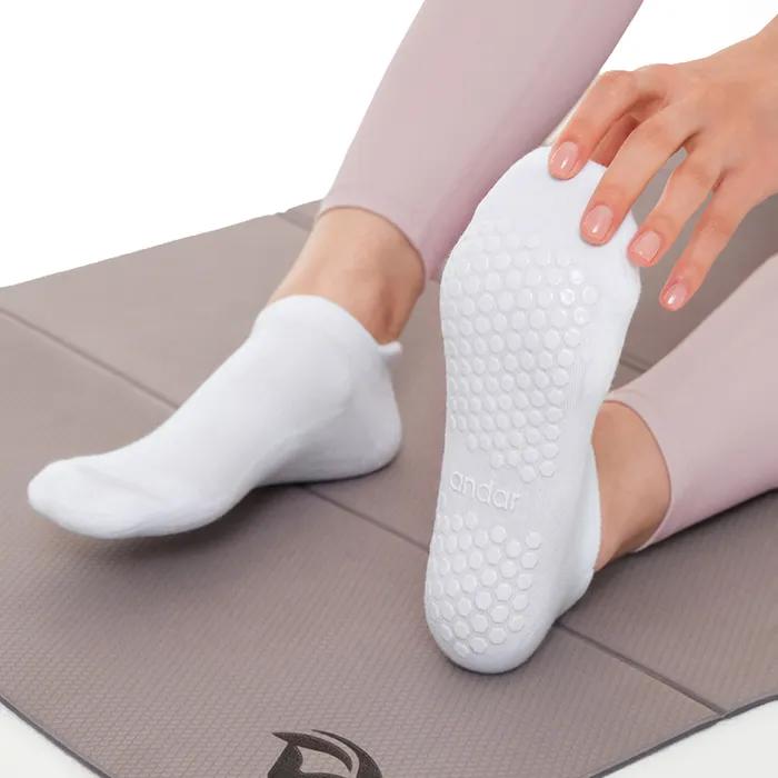 Pilates ankle socks