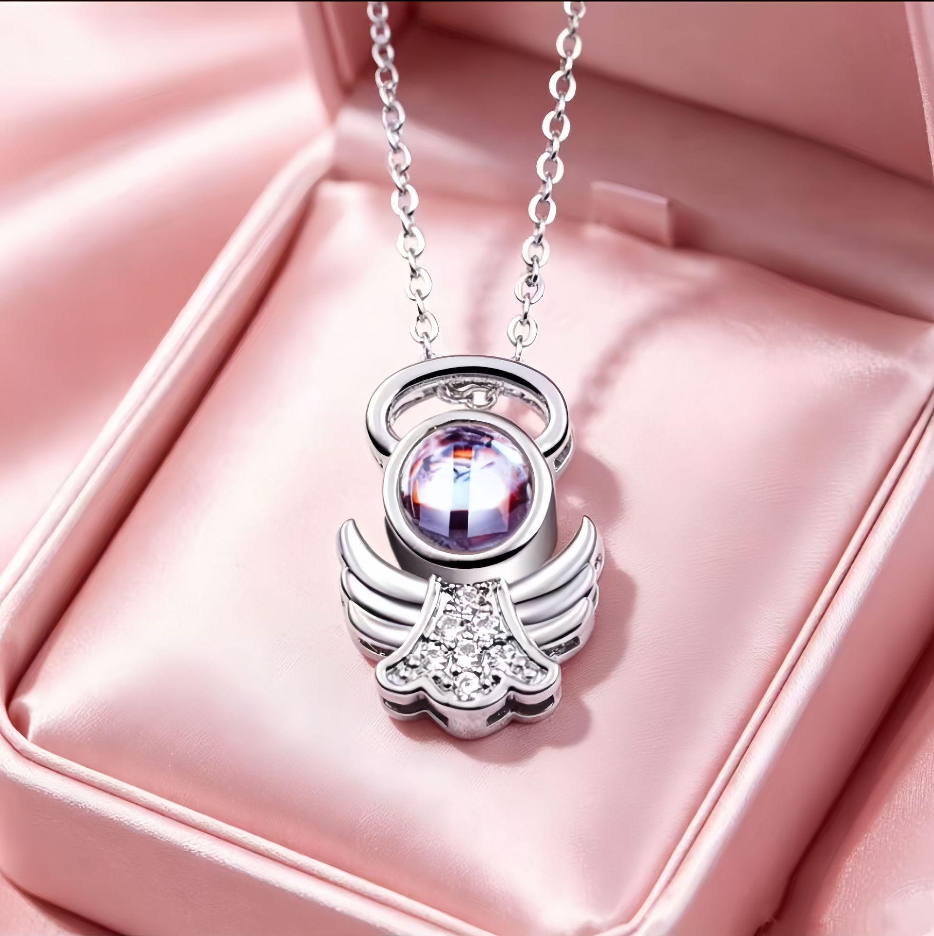 Angel Memory Projection Necklace - I Love You in 100 Languages