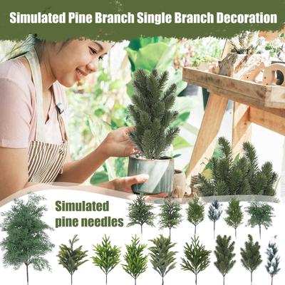 Simulerad gren enstaka dekorativa julgröna växtprydnader inomhusblomsterarrangemangstillbehör