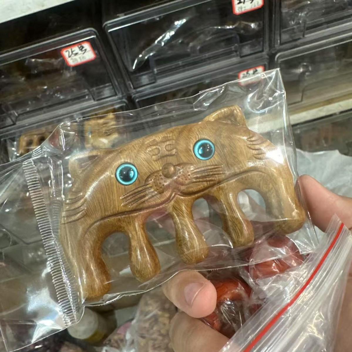 Green Sandalwood Tiger & Lotus Carved Massager Comb for Scalp, Face, Eyes, and Neck