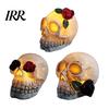 Gruselige Totenkopf-Lampe Gotische Leuchtende Rose Blumenfigurine, Tag der Toten Harz Halloween Dekor Statue, Totenkopf für Schreibtisch Zuhause