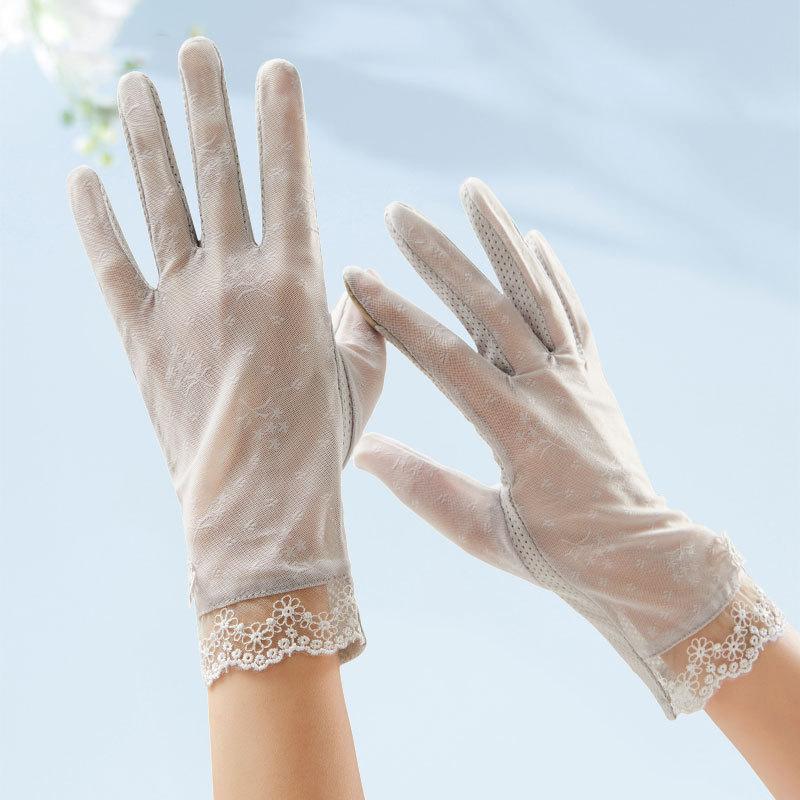 1 Pair of Lace Sunshade Gloves for Women, Summer Thin, Suitable for Driving, Cycling, Touch Screen, And Non-Slip, Short Style.