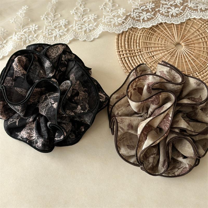 Übergroße mehrlagige Rüschen-Scrunchies Tuschmalerei-Stil Haargummi Vintage voluminöse Haarseil Großer Organza-Pferdeschwanzhalter