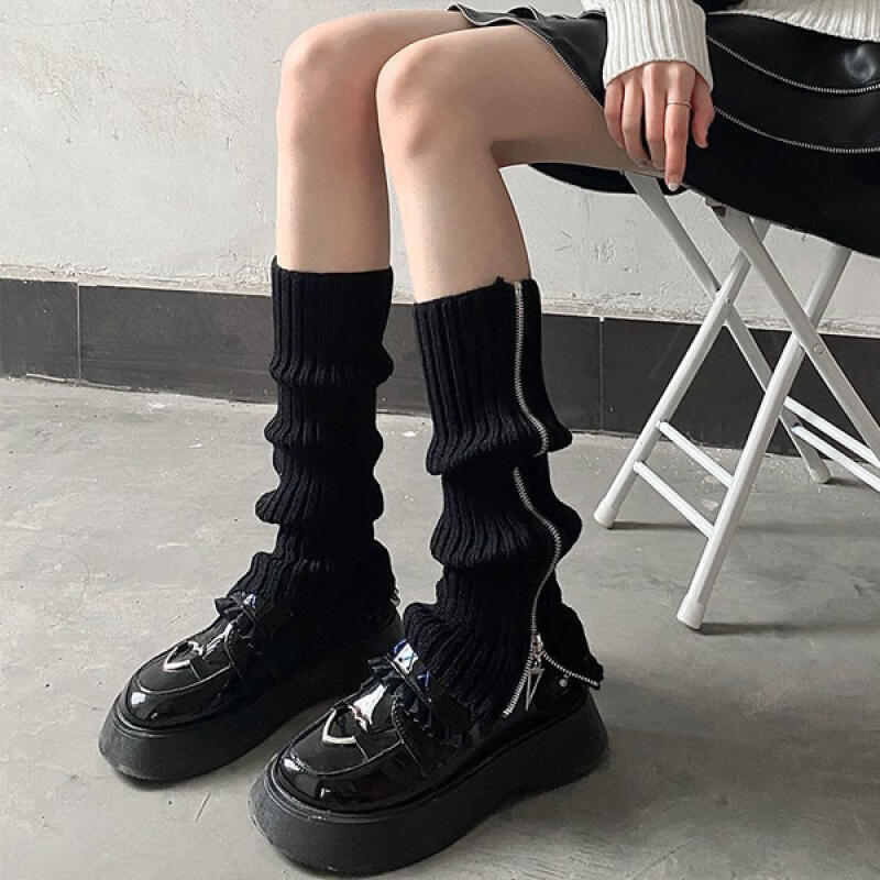 Julen Side Zipper Loose Fit Knit Leg Warmer Socks black