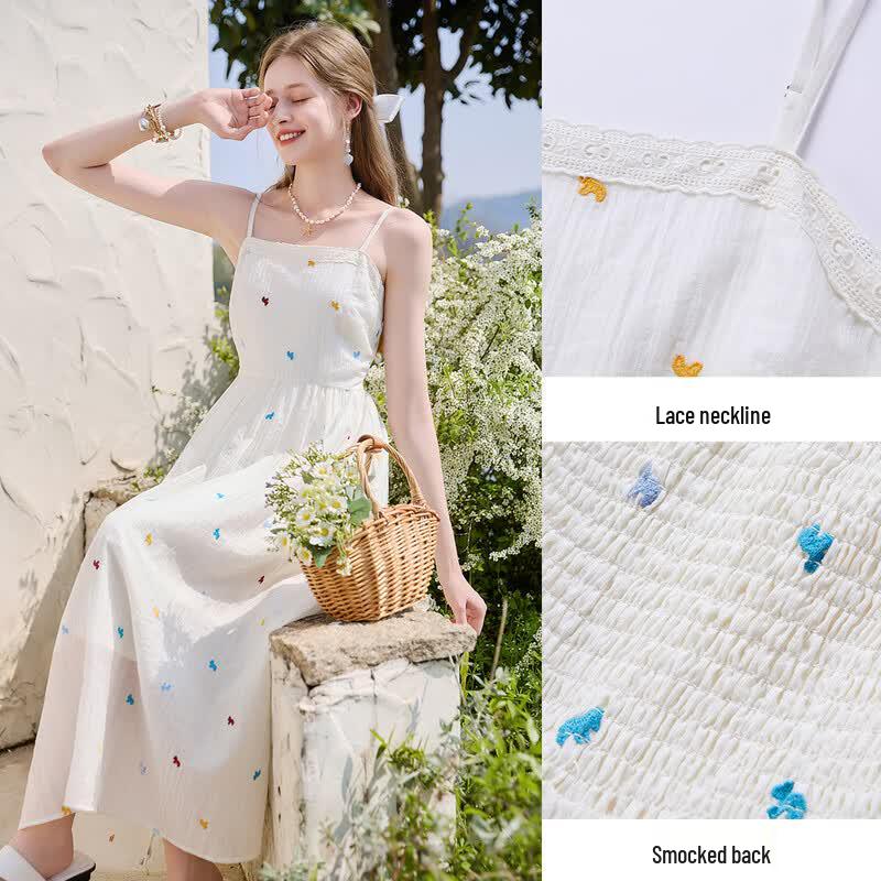 Xiangying Floral Embroidered Strappy A-Line Dress
