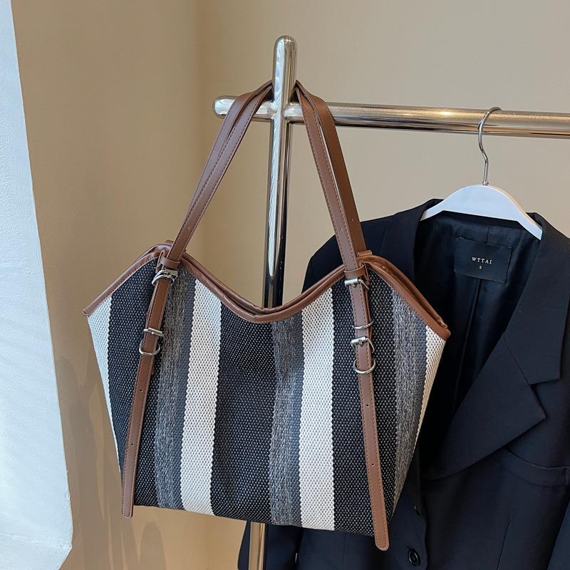 Striped commuter tote bag women's new fashionable large-capacity work shoulder bag