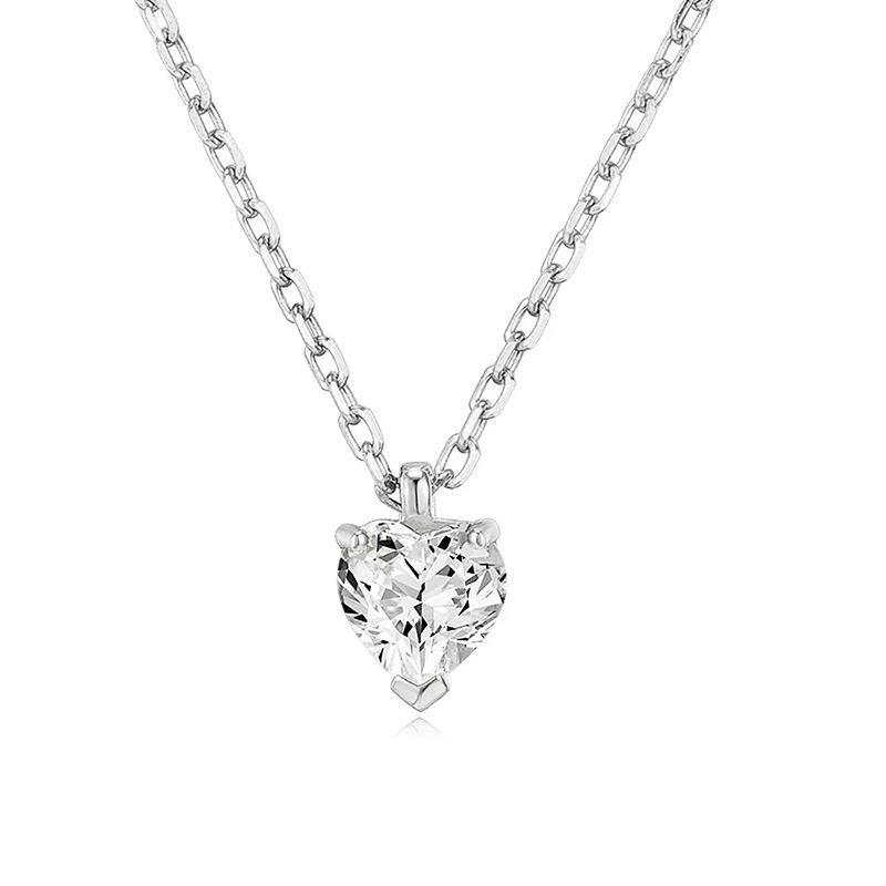 Ladies  Heart-shaped Pendant Necklace with Heart-shaped Synthetic Zircon Inlay, Minimalist Romantic Jewelry