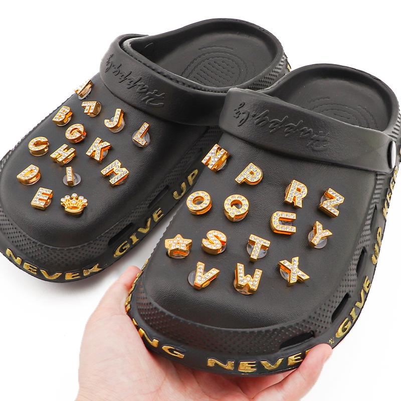 New Gold Letter Alphabet Shoes Charms Metal Button Rhinestone Crown Shoe Decorations Garden Shoes Accessories for Women Man 1PCS