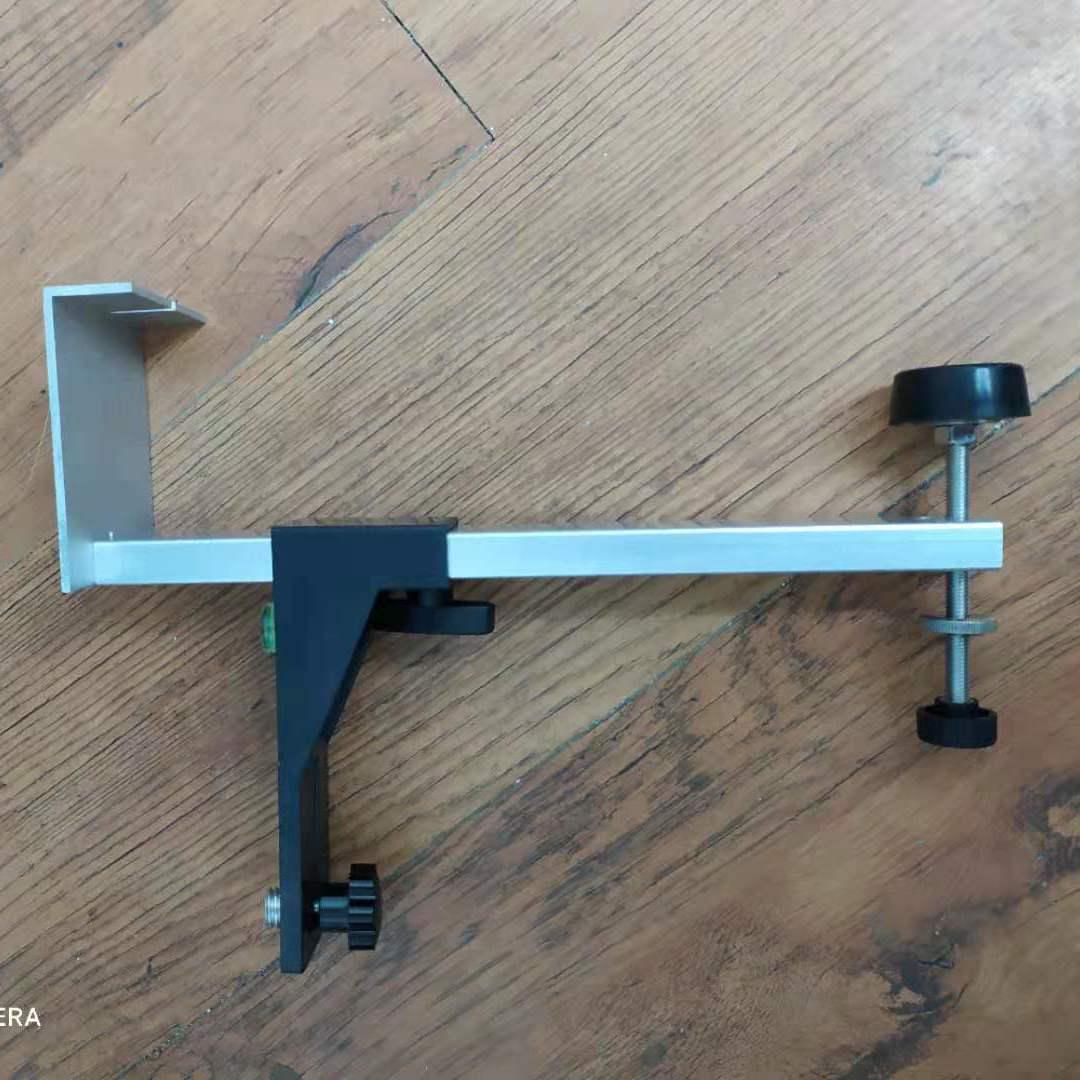 

Adjustable Wall-Mount Bracket with Liftable Climbing Ivy Shelf Total Length 30cm