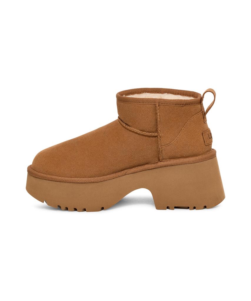 Ugg [Women] Chunky Heel Boots (Classic Ultra Mini New Heights) - Chestnut / 1158311Che