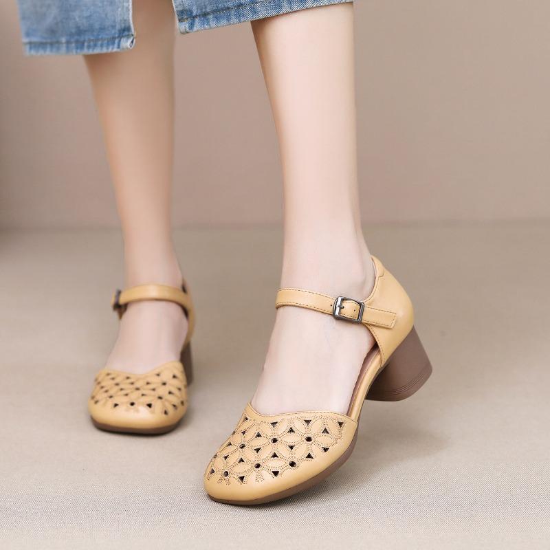 New summer light mouth sandals women's soft cowhide soft sole thick heel hollow design embroidered bag head middle heel sandals