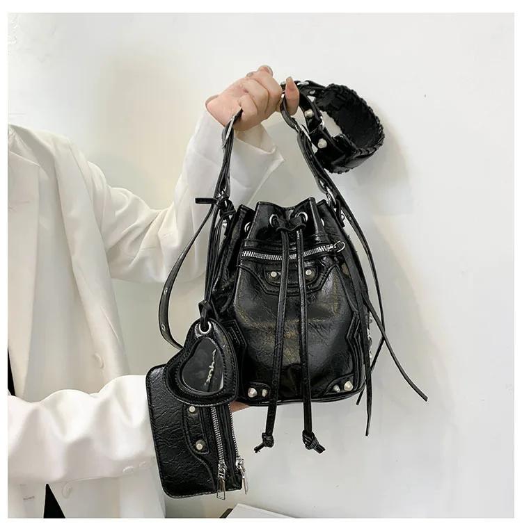 Crossbody Bag Female Heavy Industry Locomotive Wind Rivet Tide Pump With Bucket Bag able Shoulder Bag