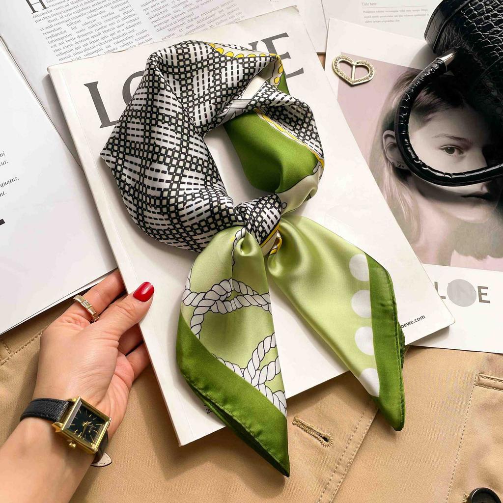 [Complete Works] Black and white simple cashew flower silk scarf premium waist ethnic style waist scarf decorative headscarf scarf workplace