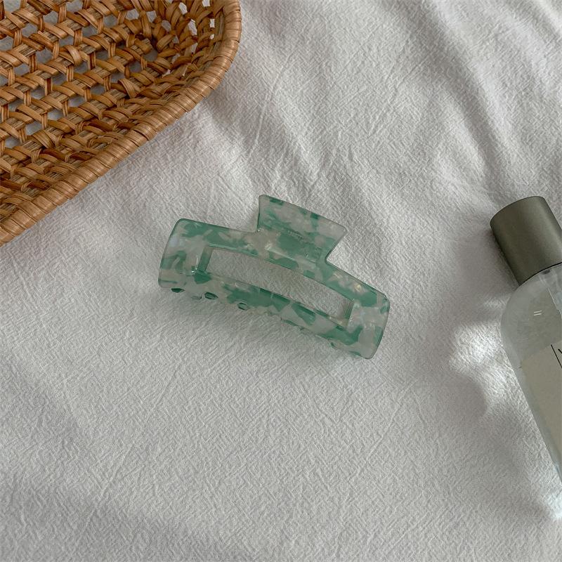 Korean Imitation Acetate High-End Shark Hair Clip - Elegant Hair Accessory for Stylish Looks