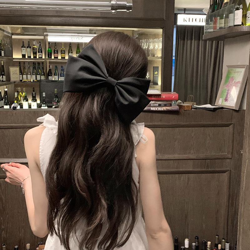 High-End 3D Black Bow Hair Clip for Women – Large Back-of-Head Spring Clip, Bobby Pin Hair Accessory.