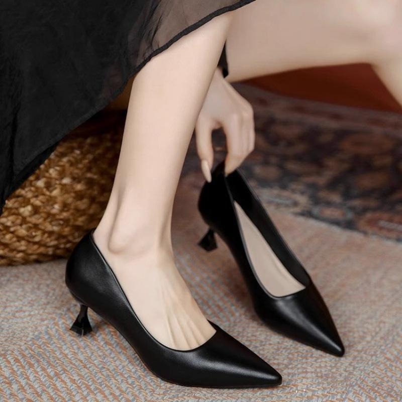 

Pointed back empty stiletto French high heels for women 2025 summer new models with sexy black bag head sandals for women 34 чёрный