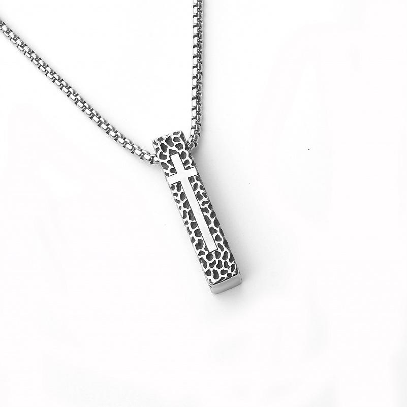 Hip-Hop Zodiac Year of the Snake Pendant: Cobra King Necklace for Men & Women - Stainless Steel Animal Jewelry