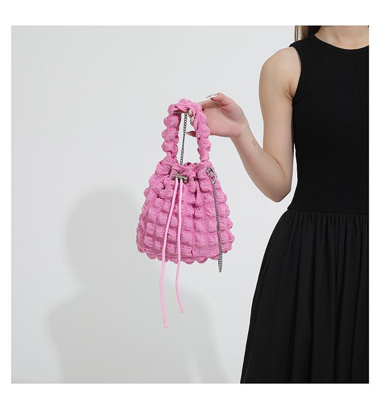 New Folded Bucket Bag Street Fashion Canvas Shoulder Bag Soft Texture Large Capacity Commuter Casual Puff Cloud Bag