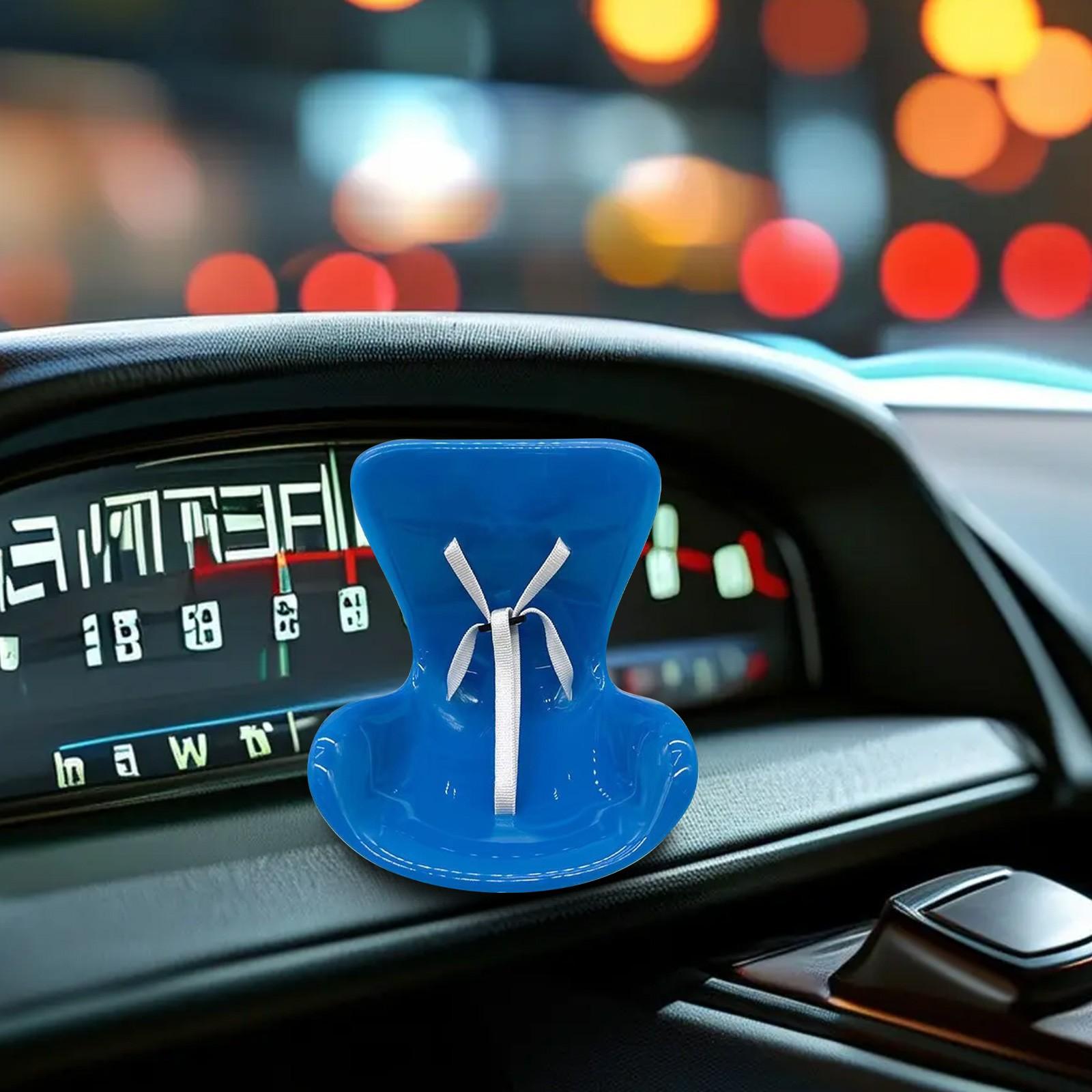 

Лялькове автокрісло з м якою плюшевою подушкою. Кліпса для вентиляції та настільна підставка. Симпатична і практична прикраса для автомобіля для шанувальників і колекціонерів ляльок! One Size синій