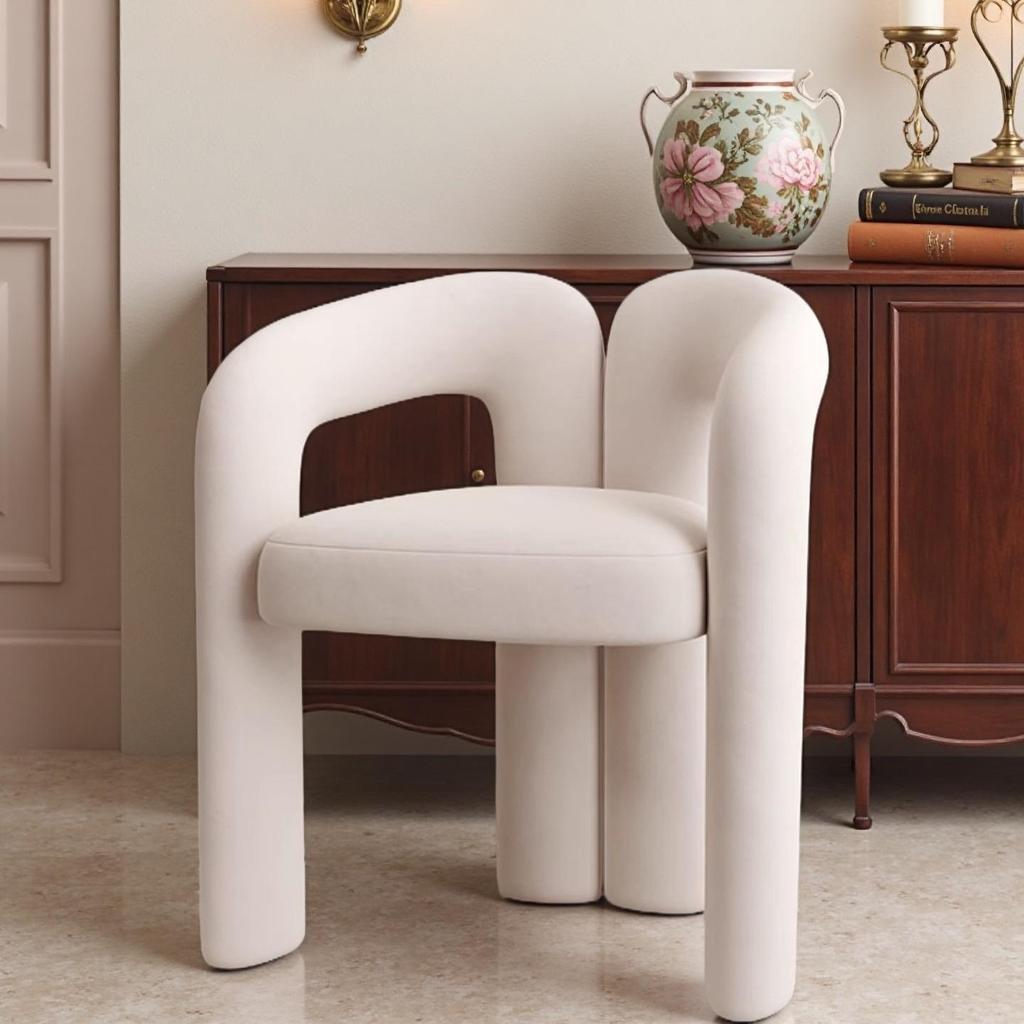 Luxury Modern Influencer Makeup Chair with Cream-Style Backrest for Bedroom Vanity