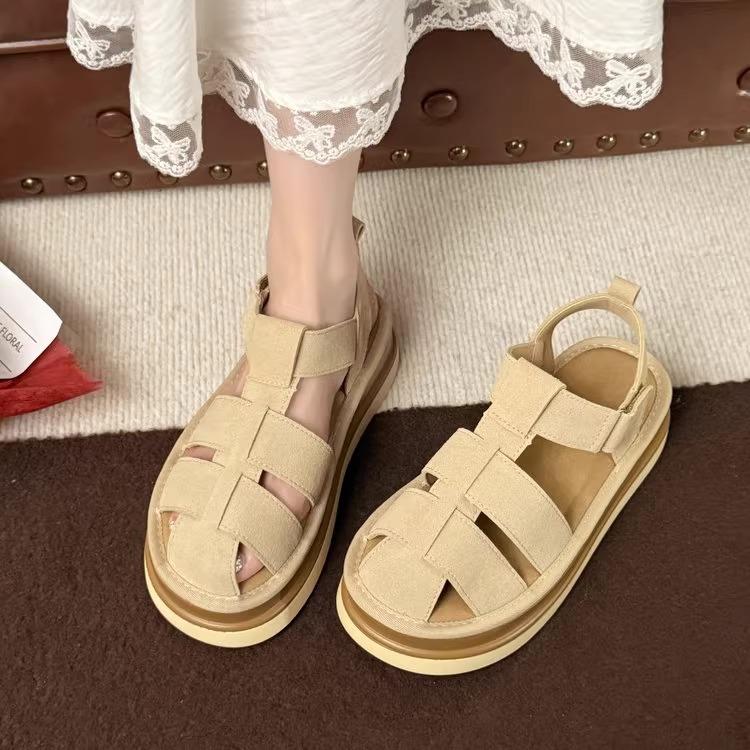 Small leather platform Roman sandals women's 2025 summer Velcro heightening lightweight woven pig cage beach shoes