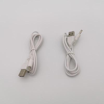 1 m weißes USB-auf-DC3.5x1.35-Netzkabel: Kompatibel mit elektrischer Zahnbürste, Schönheitsinstrument, USB-Ventilator, Spielzeug-Ladegerät.