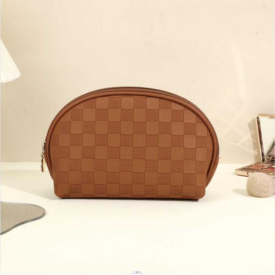 Simple checkerboard cosmetic bag women's high-end sense large-capacity storage bag waterproof portable travel toilet bag