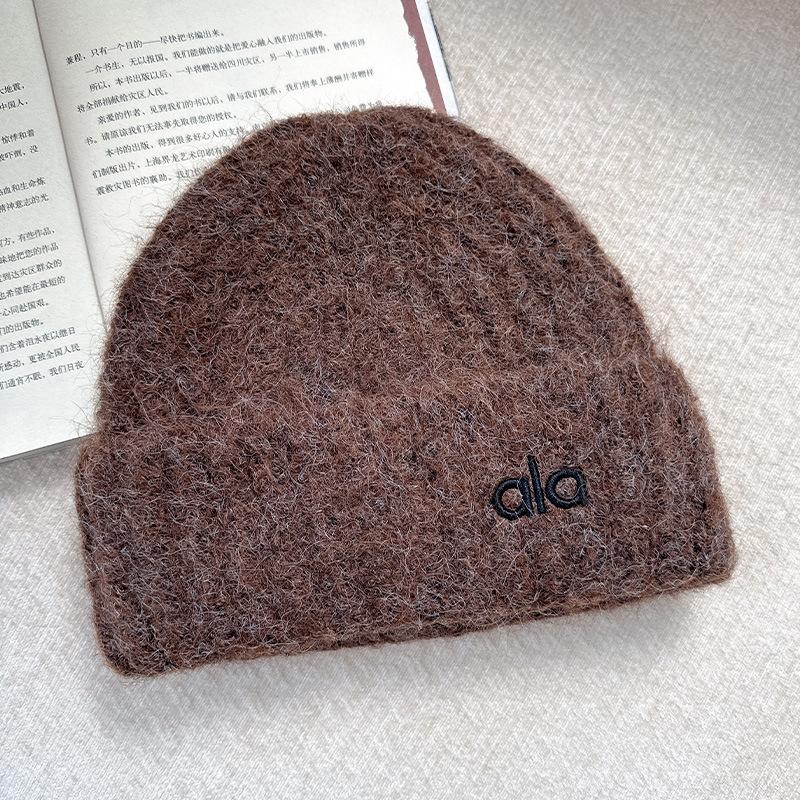 Autumn and winter thickened warm ear protection versatile big head circumference knitted cold hat girl