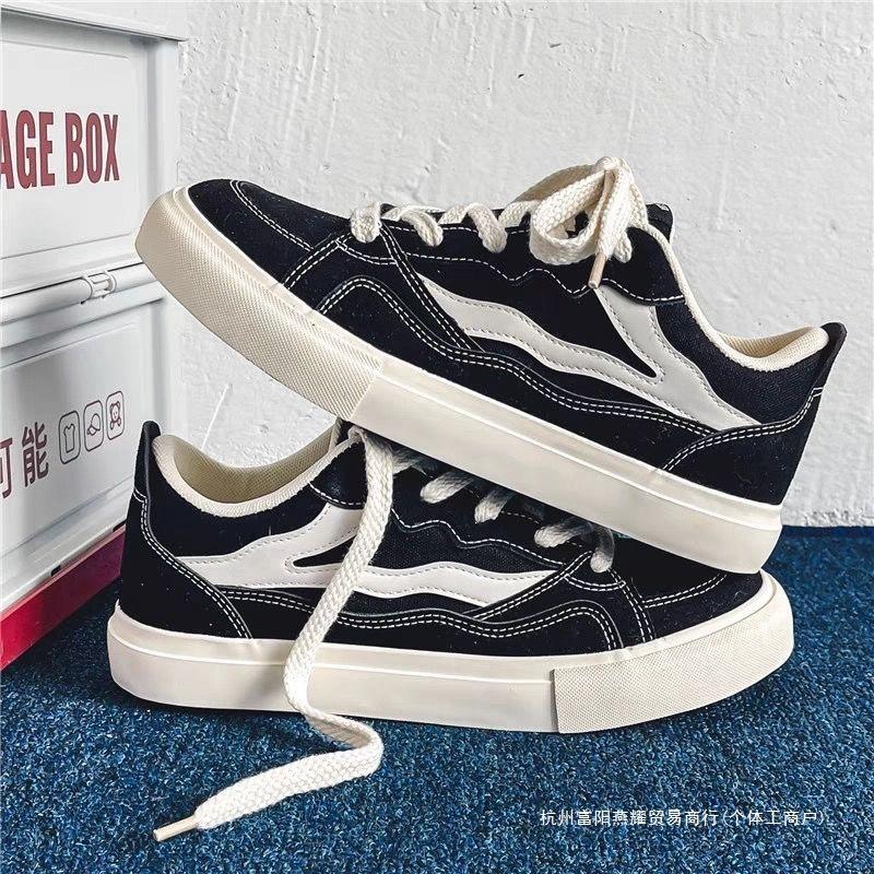 Canvas men's shoes 2024 new summer breathable versatile casual board shoes student cloth shoes flat sports black trendy shoes