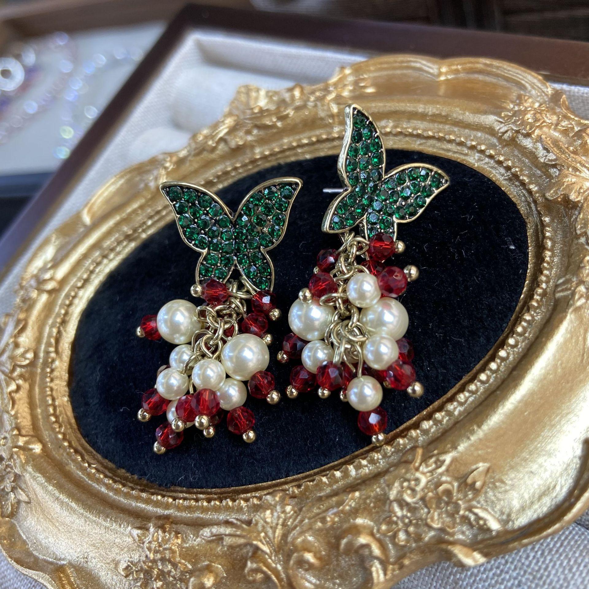 Butterfly Pearl Pendant Earrings Exquisite Retro