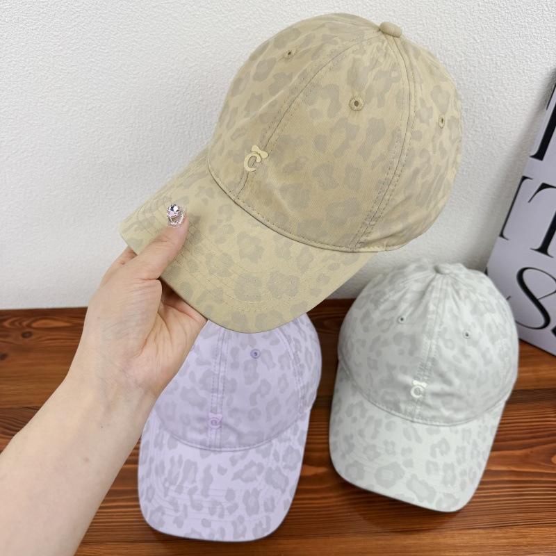 Japanese new baseball cap women's spring summer shows a small face outdoor simple soft top sun hat breathable and versatile