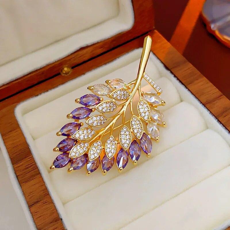 Cute Romantic Colorful Flower Metal Brooches For Women Alloy Crysal Plant Brooche Party Birthday Zircon.
