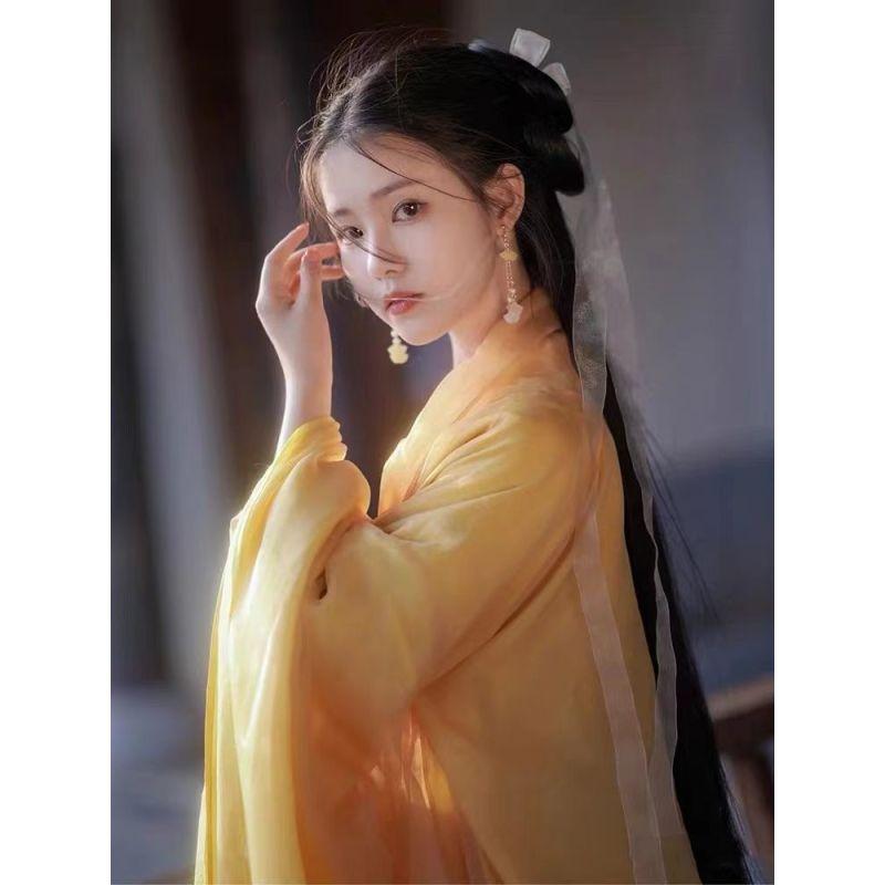 Set de rochii pentru femei în stil Hanfu, în stilul dinastiei Wei și Jin din China